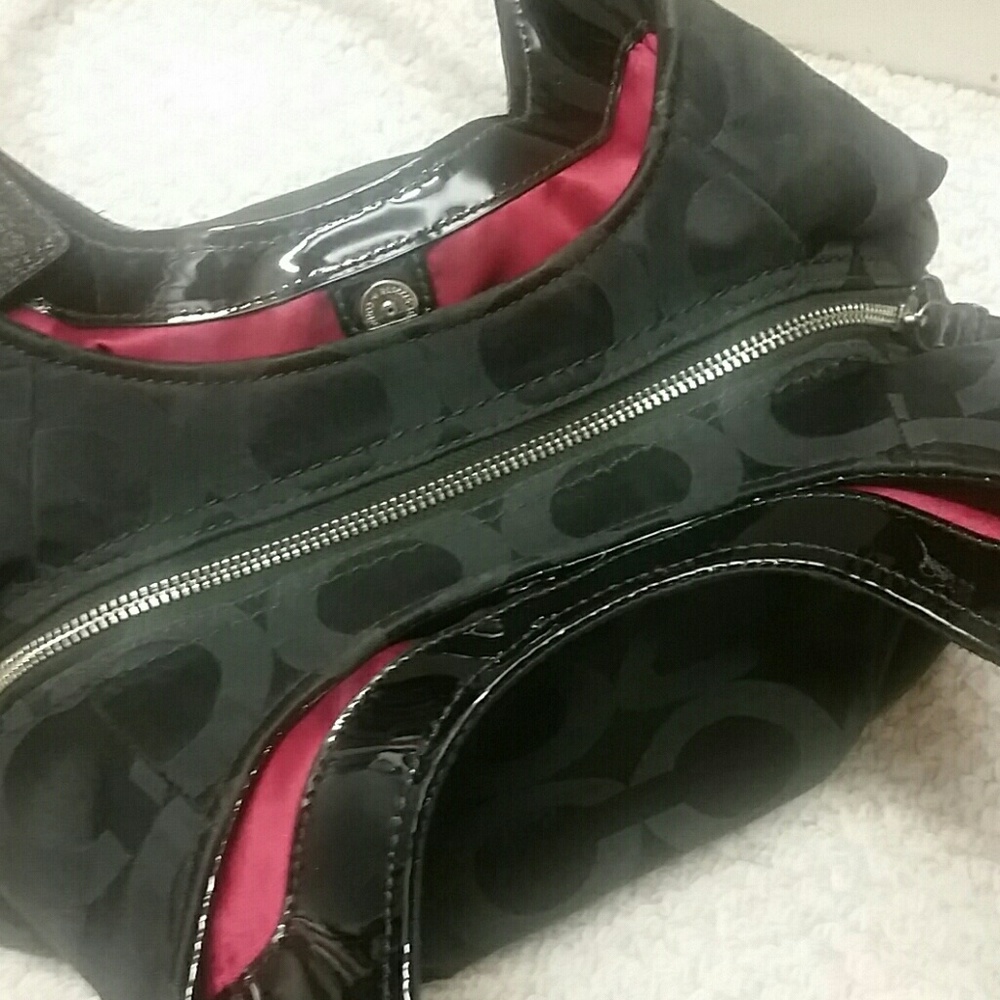 Coach Handbag - Picture 4 of 8